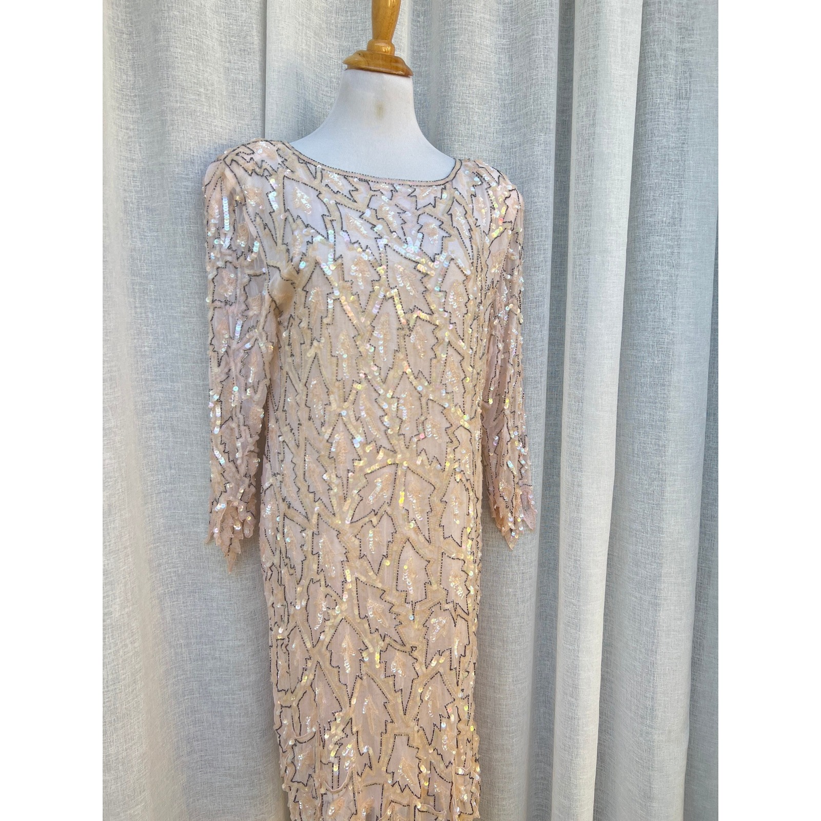 1990s O.R. Silk Fashions Ltd. Silk Pink Blush Flapper Party Dress Bead Sequin